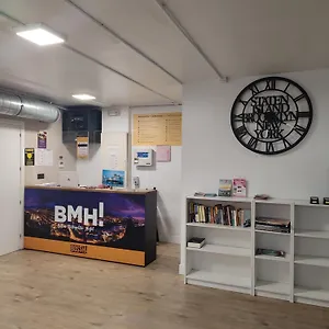 Hostal Metropolitan By Bossh