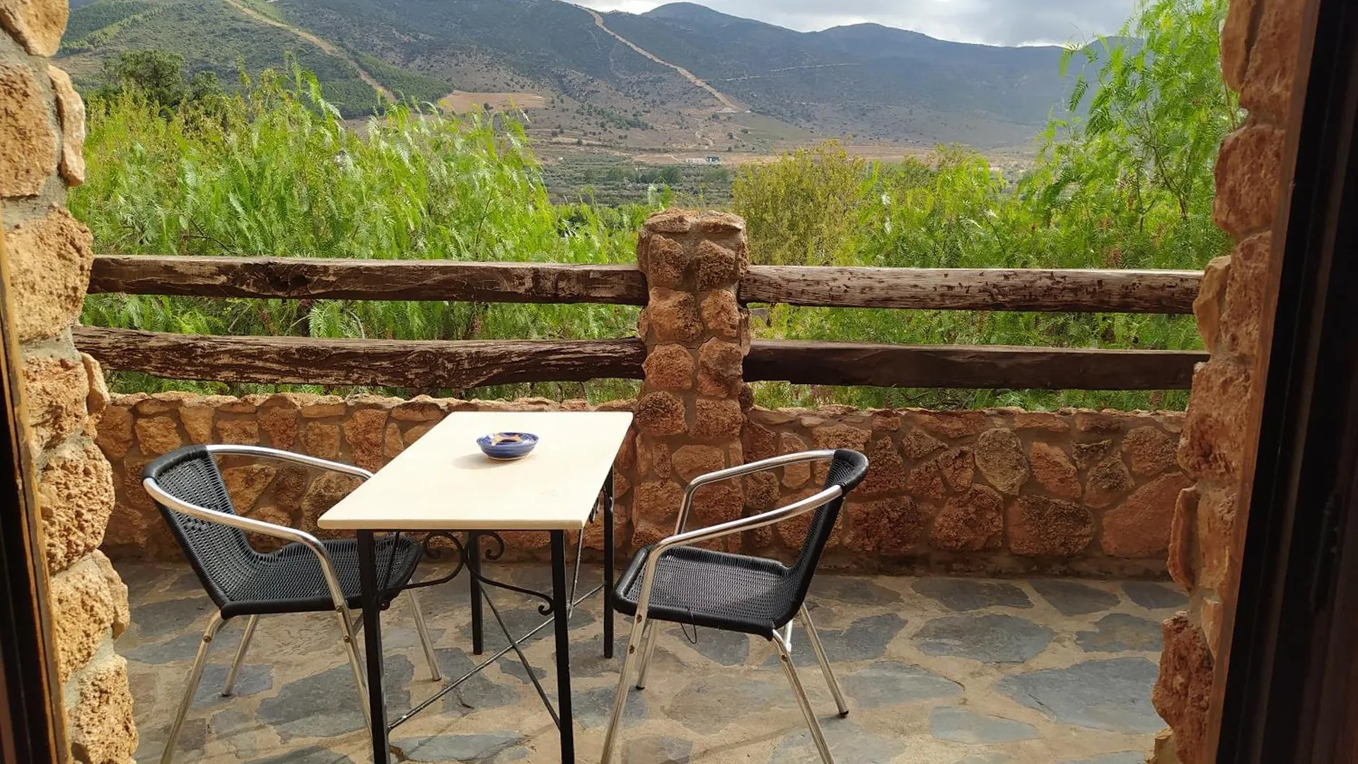 Hotel Rural La Marmita De Ahlam Fondón